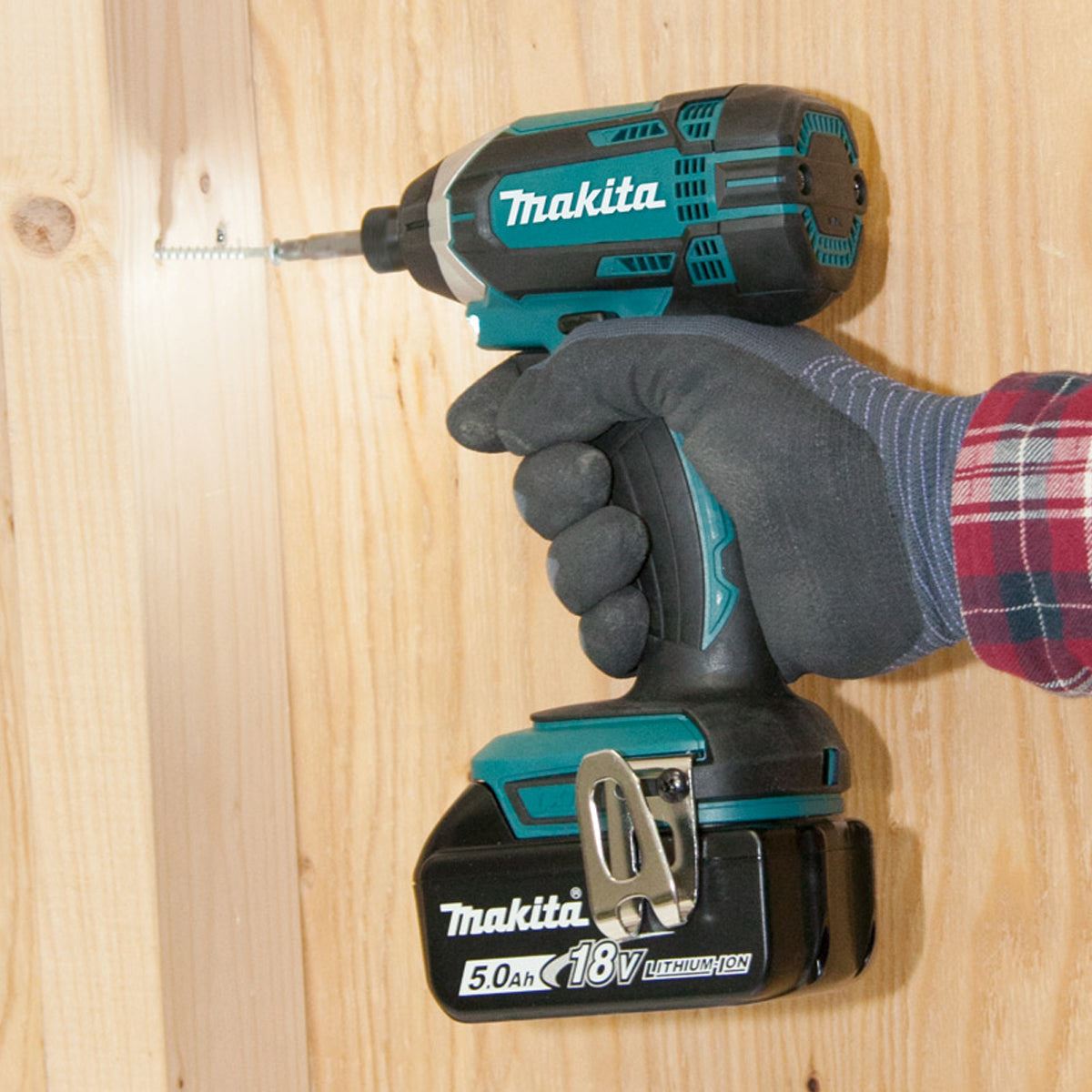 Makita 2 Piece 18V Kit SDS+ Hammer + Impact Driver + 2 x 5Ah Batteries